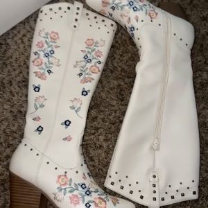 Floral Cowgirl boots